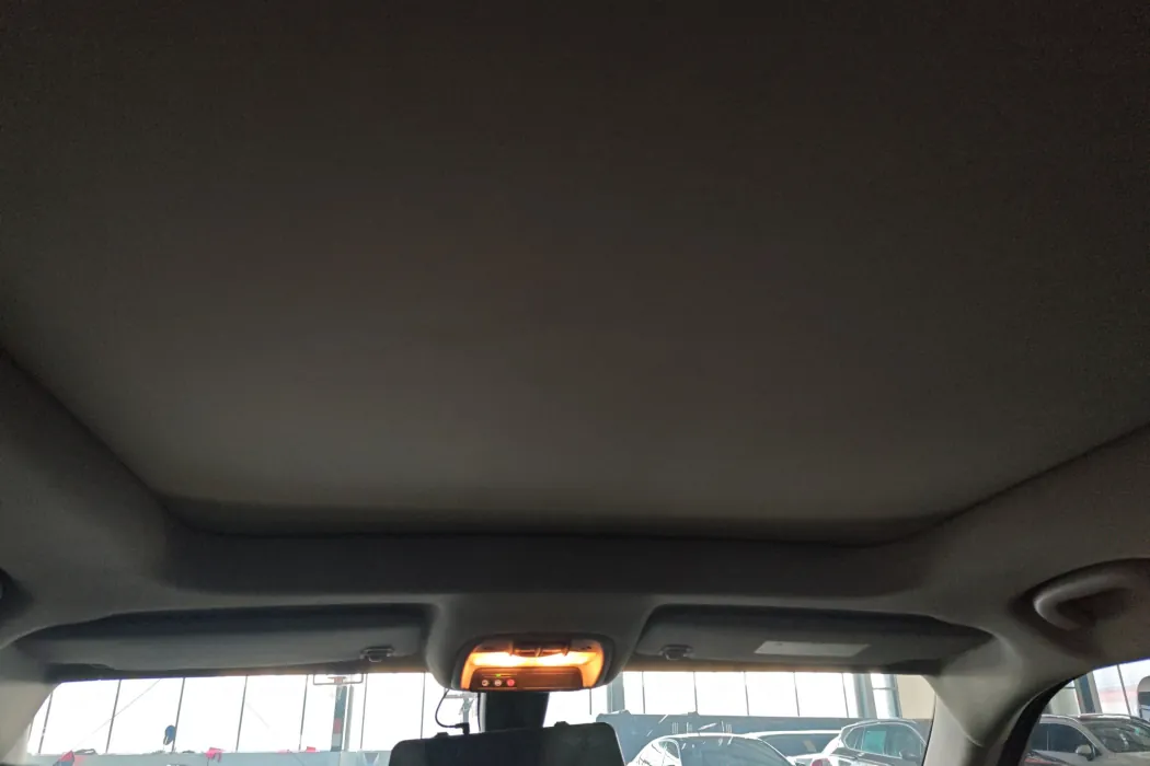 Chevrolet Chuangjie 2019 435T Redline CVT two-wheel drive Chi Rui Edition Country VI