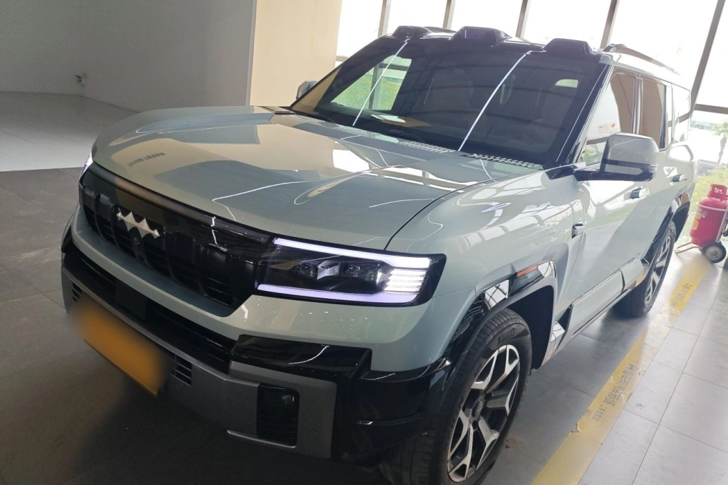 Leopard Leopard 8 2025 Zhiyong Ultimate Edition 6 Seats