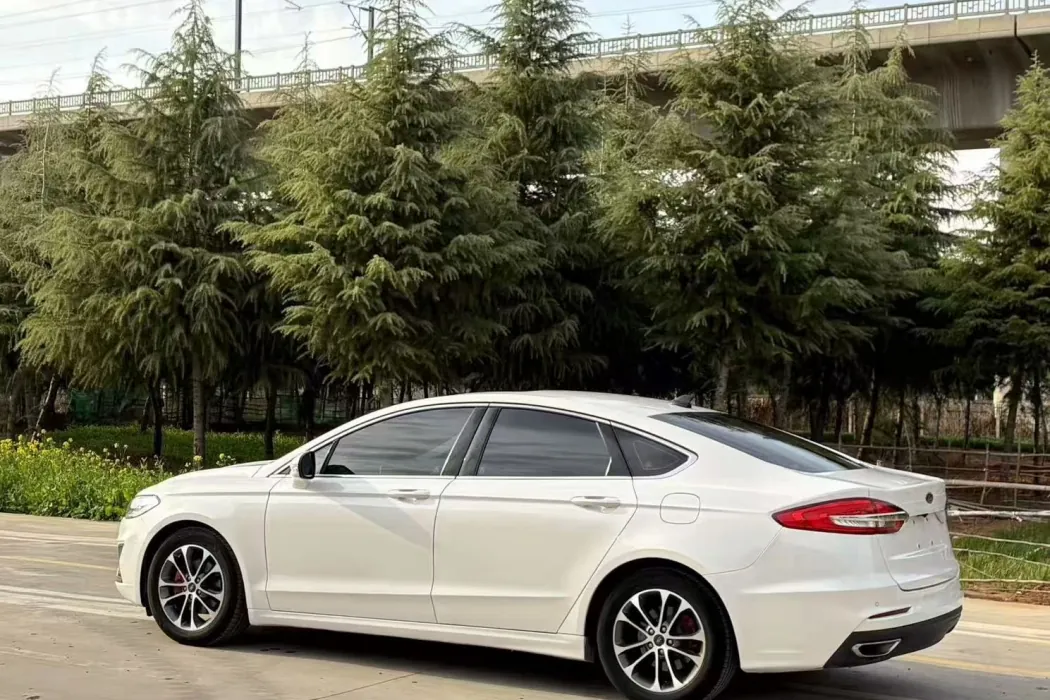 Ford Mondeo 2020 EcoBoost 180 Fashion Type