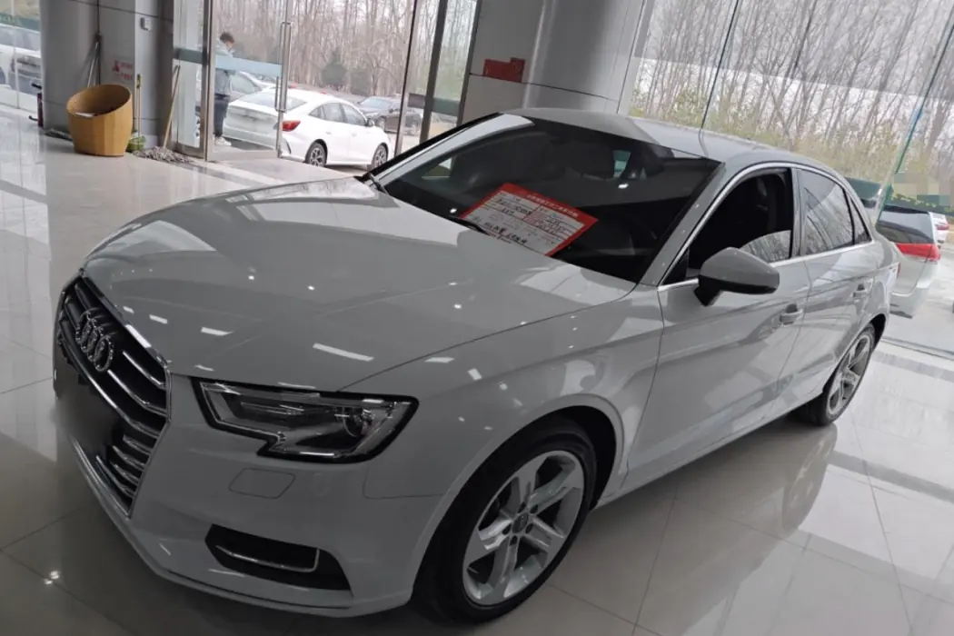 Audi A3 2019 Limousine 35 TFSI Aggressive State VI