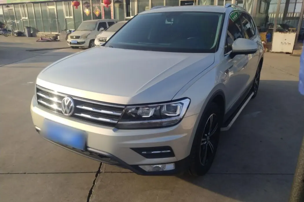 Volkswagen Tiguan L 2019 330TSI automatic two-wheel drive panoramic comfort version Country VI