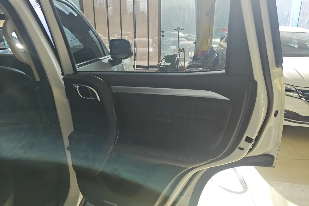 Фото машины 24