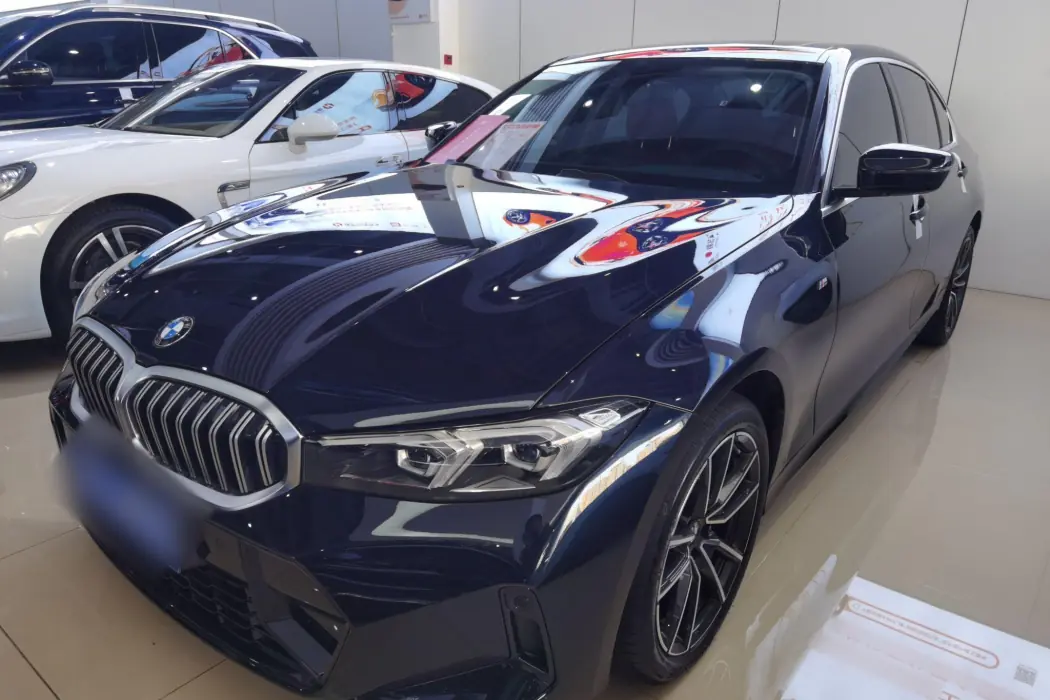 BMW 3 Series 2024 320Li M sports suit