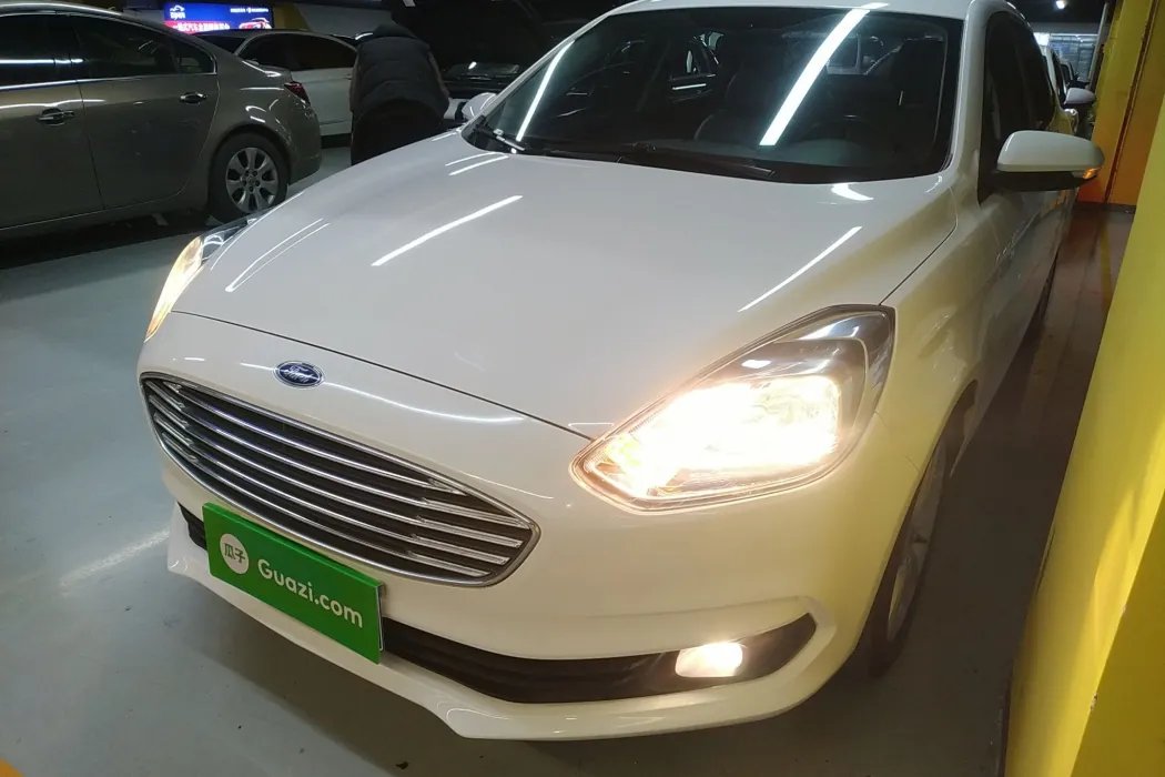 Ford Focus 2019 1.5L automatic Enjoyment Type