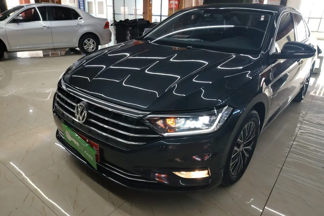 Volkswagen Sagitar 2020 280TSI DSG Comfort Country VI