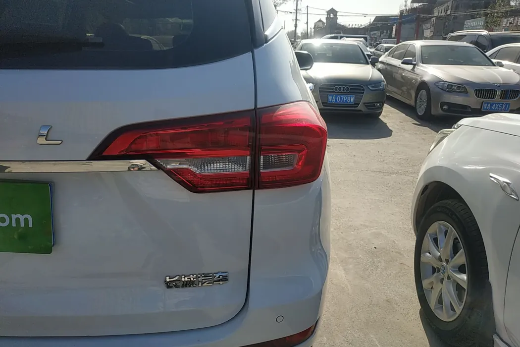 Фото машины 17