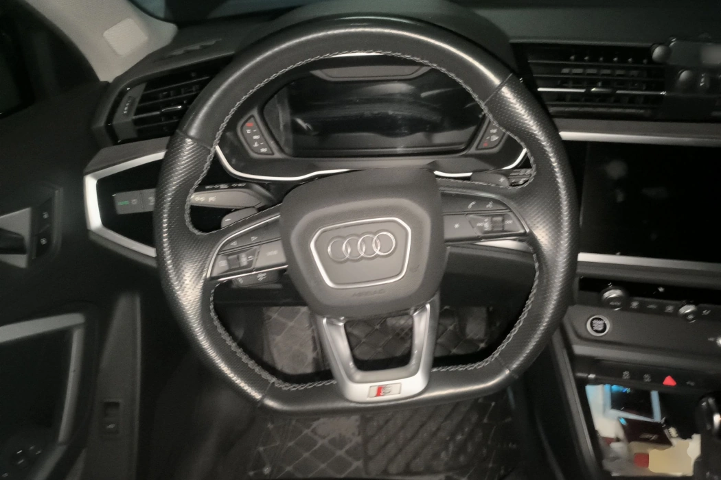 Audi Q3 Sportback 2022 model 40 TFSI fashion type
