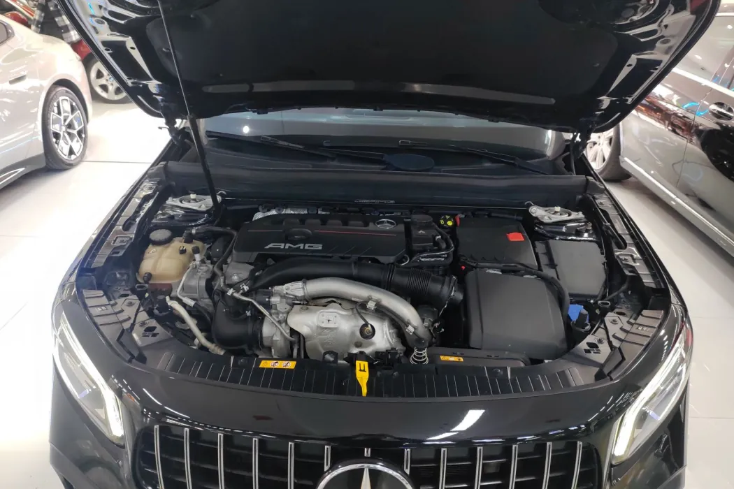 Mercedes-Benz GLB AMG 2021 AMG GLB 35 4MATIC