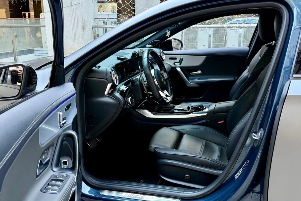 Mercedes-Benz A-class AMG 2019 AMG A 35 L 4MATIC