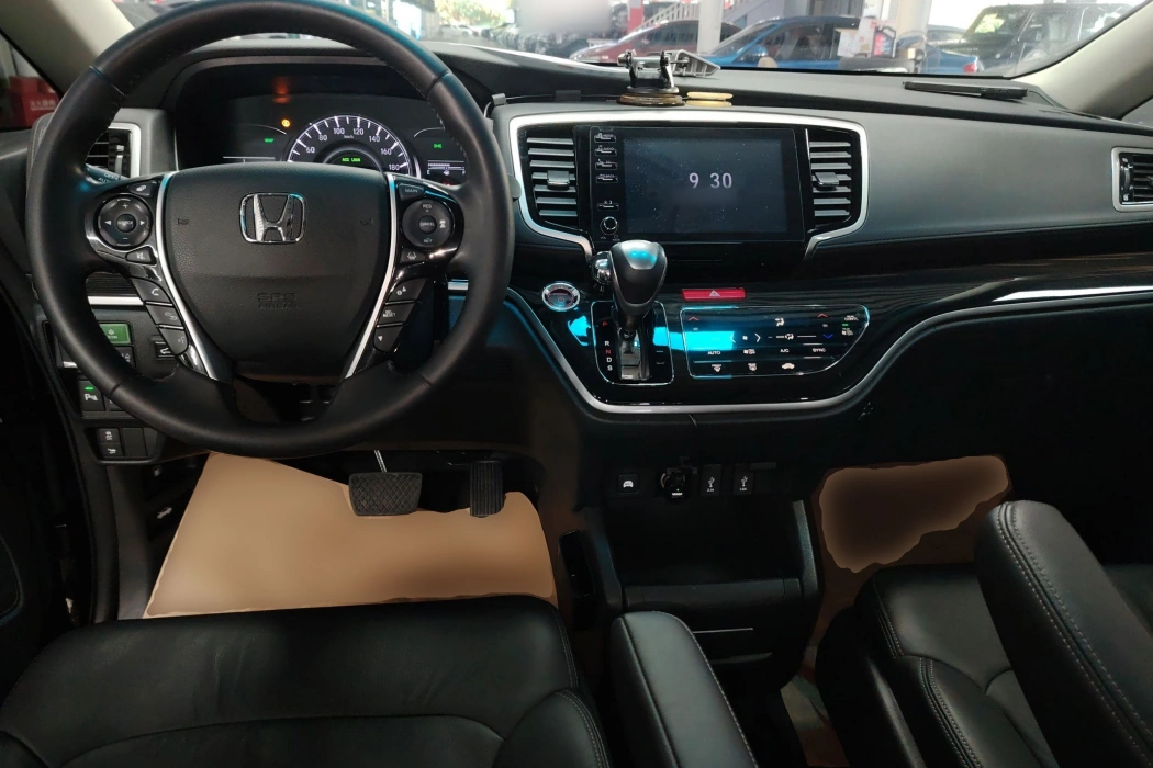 Honda Odyssey 2019 2.0L Sharp*Exclusive Edition