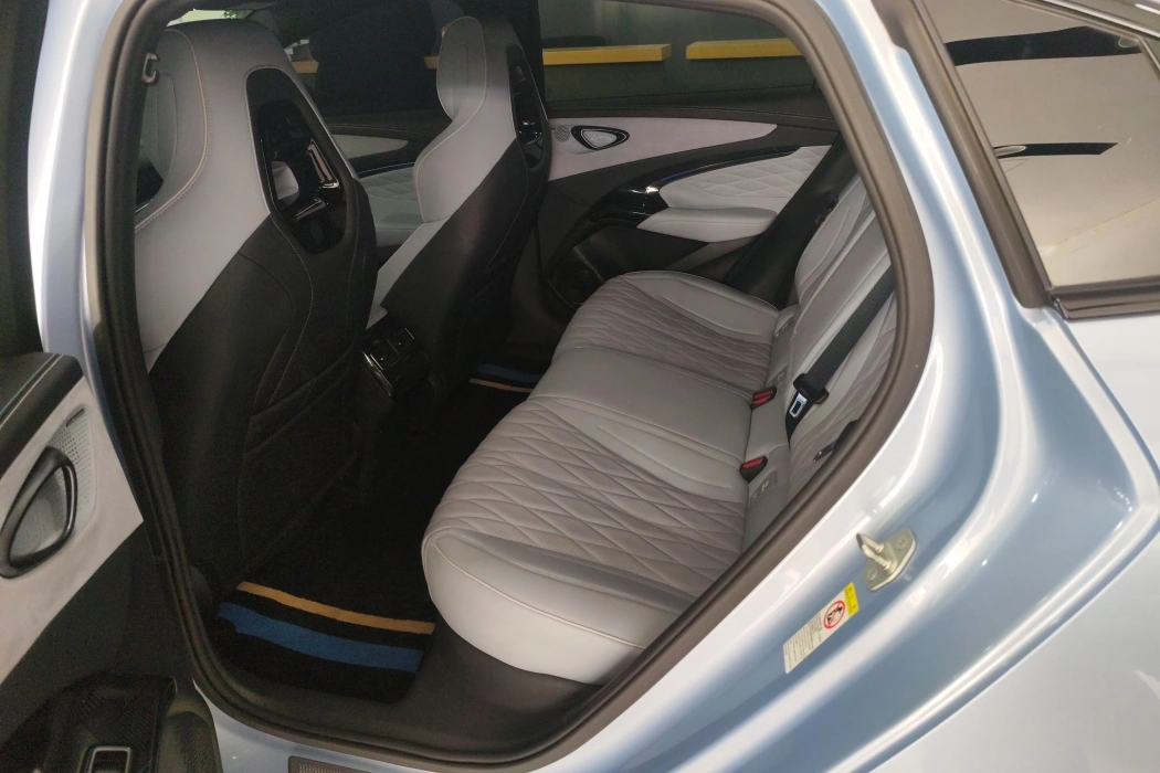 BYD Seal 2022 650km four-wheel drive performance version