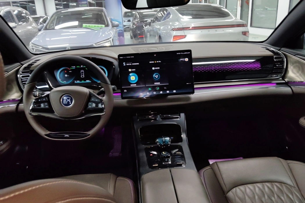 BYD Han 2020 EV four-wheel drive high-performance version flagship model