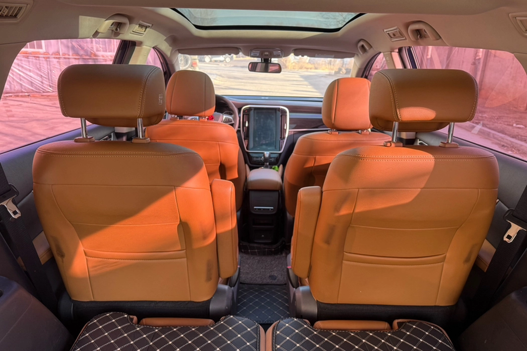 BYD Song MAX 2018 1.5T Automatic Zhilian Elite 6-seater