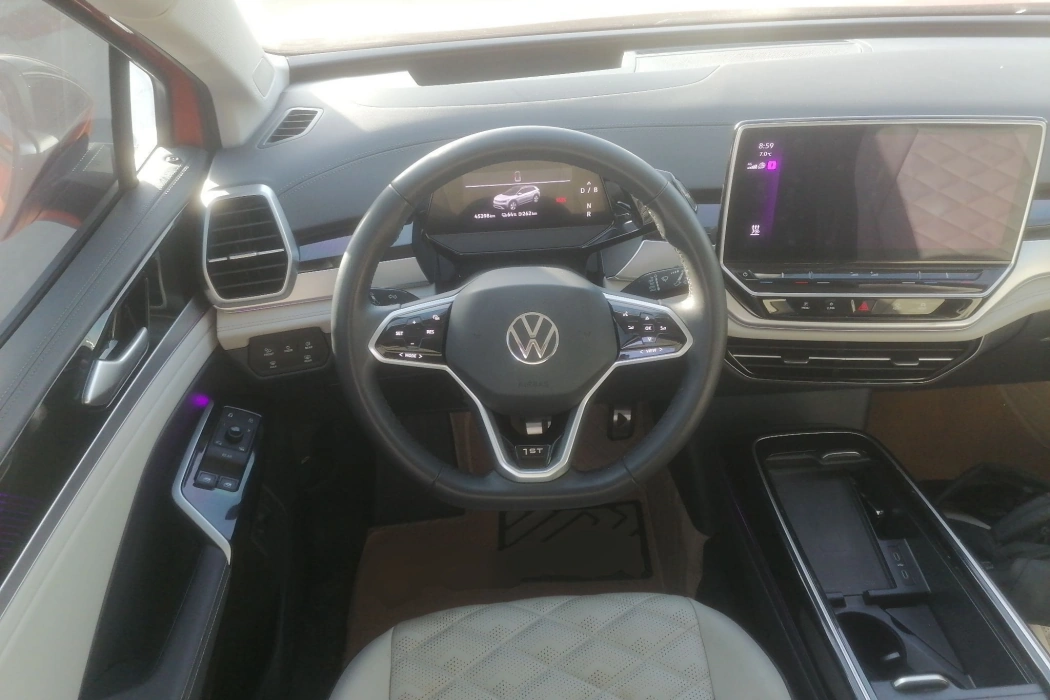 Volkswagen ID.6 CROZZ 2021 first Edition
