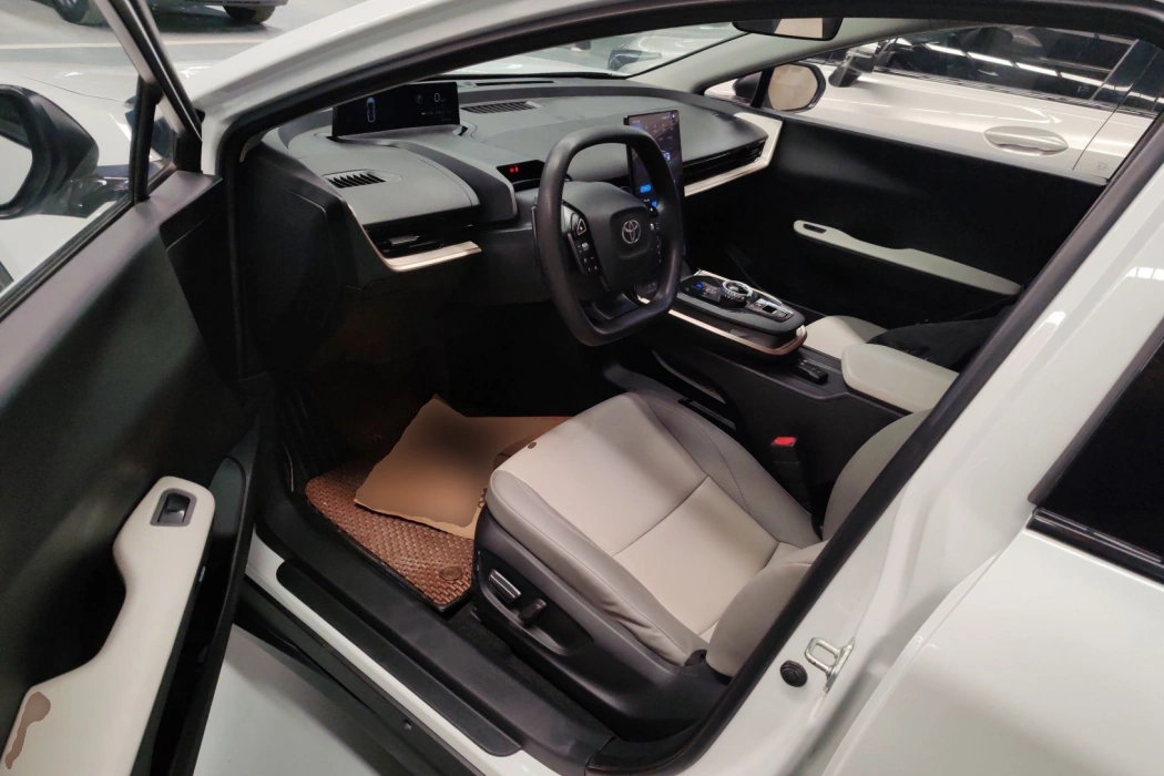 Фото машины 24