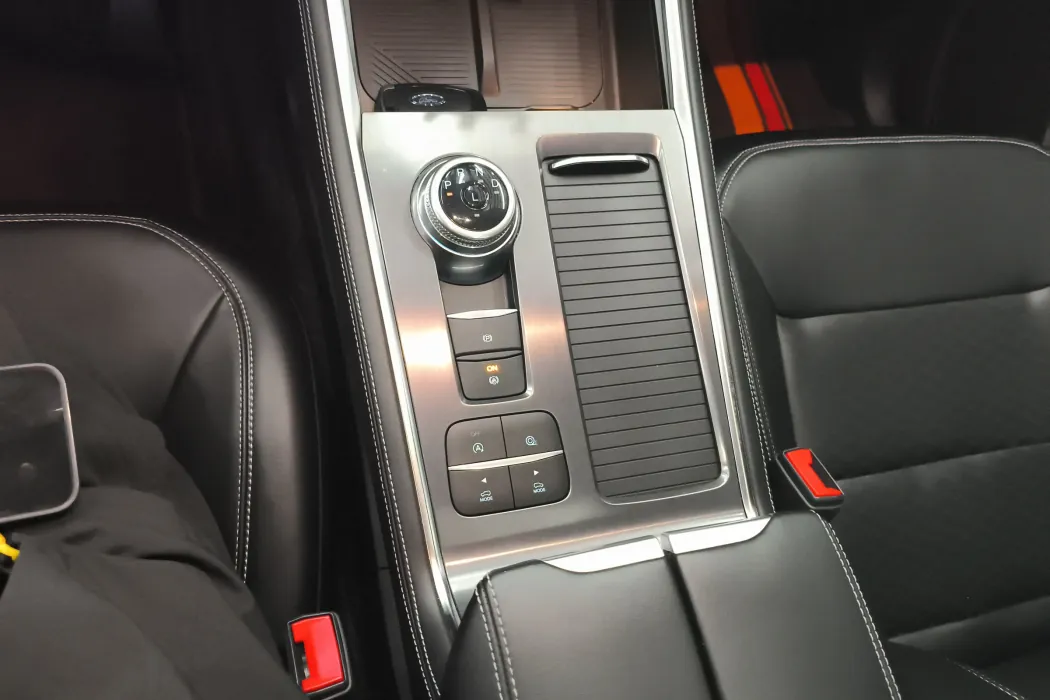 Ford Explorer 2023 EcoBoost 285 rear-drive fashion edition 7-seater