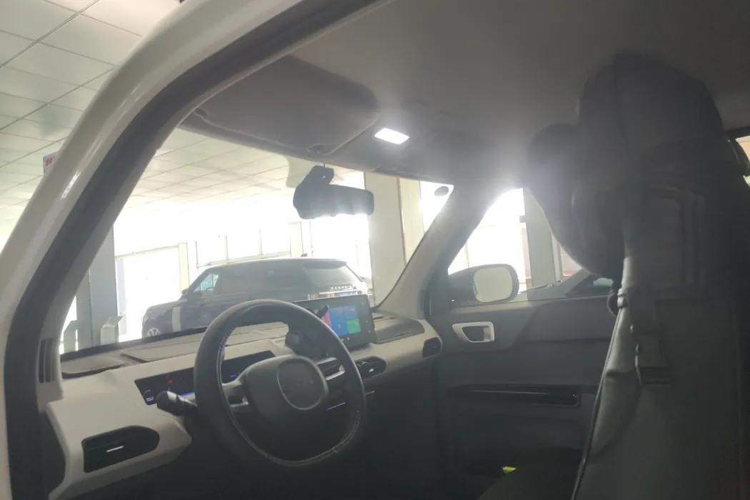 Geely Galaxy 2023 Panda mini 200km Endurance Bear