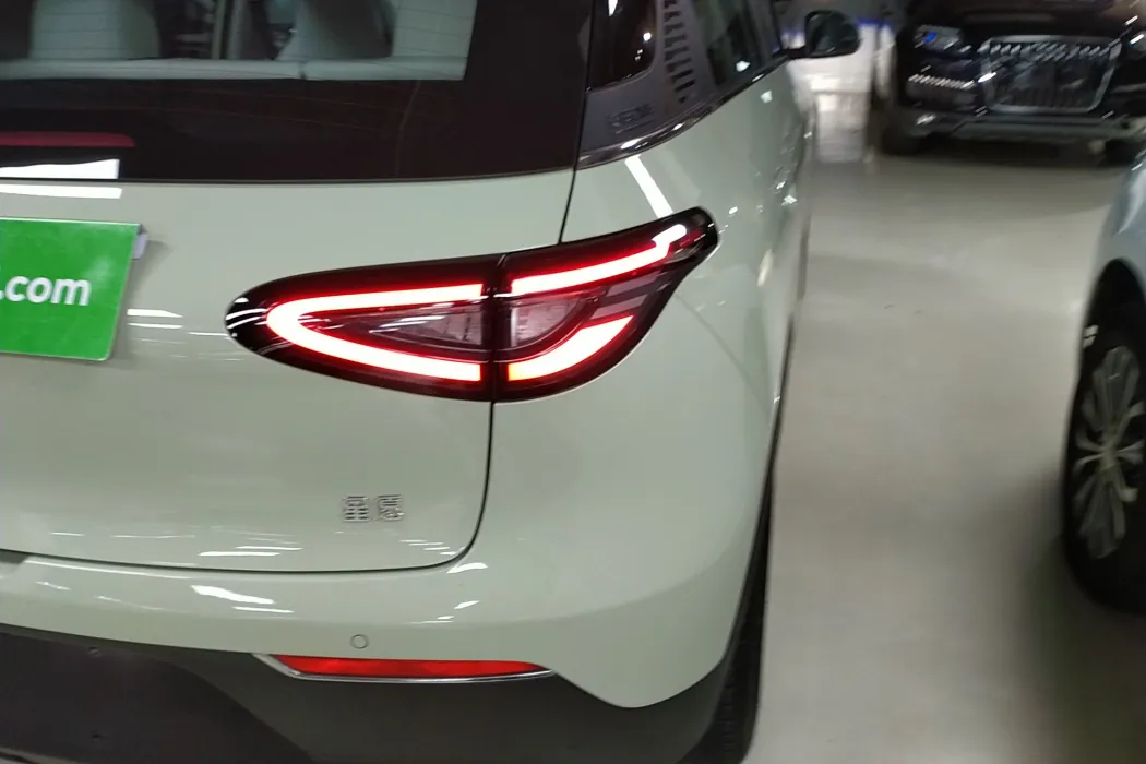 Geely Galaxy Wish 2025 UP 410km Discovery+ Edition