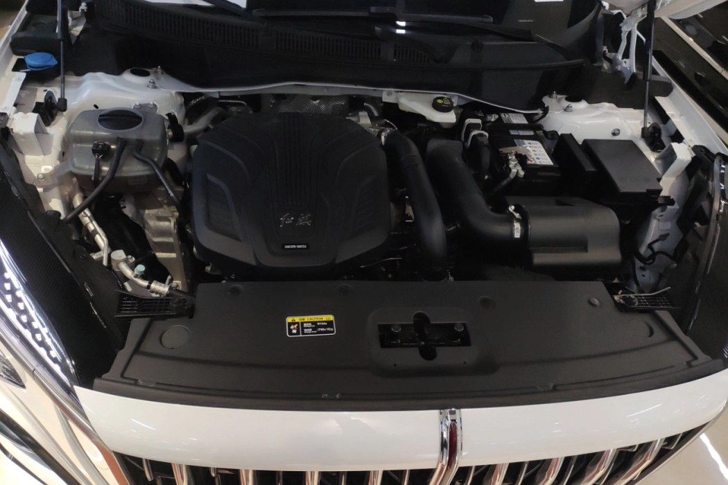 Hongqi HS3 2023 2.0T four-wheel drive upgraded version