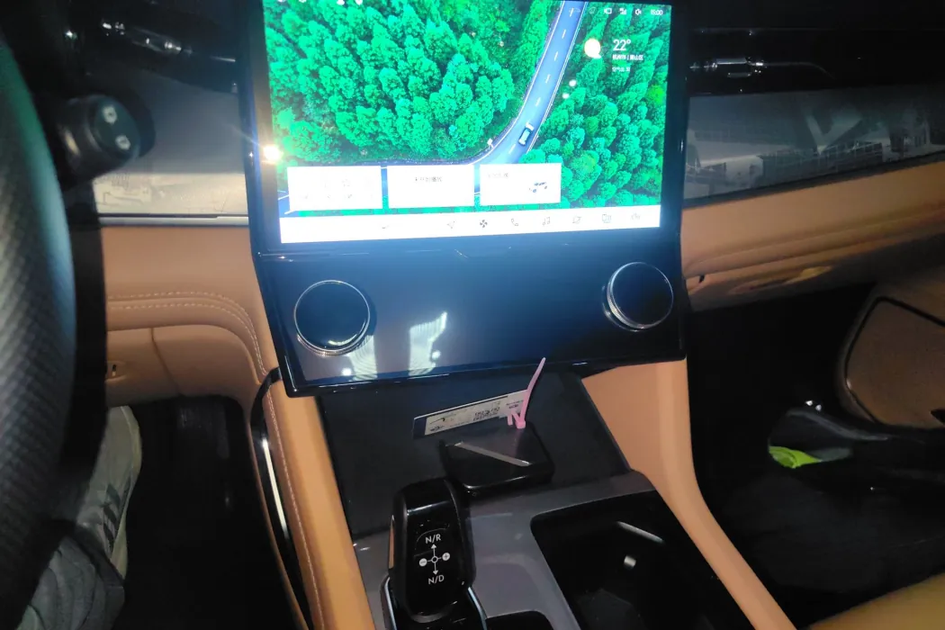 Lynk & Co. 09 2024 2.0T four-wheel drive Global Edition seven-seater