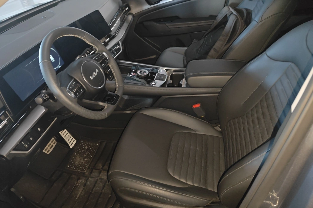 KIA Lion Platinum Extension 2023 2.0T Two-wheel drive Premium Edition