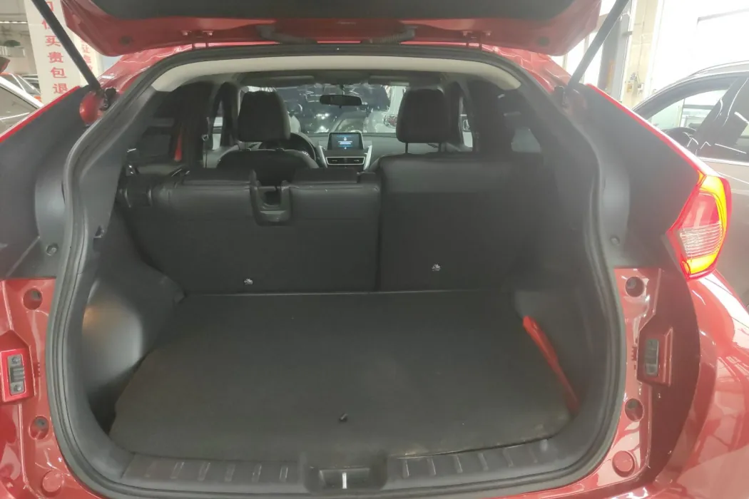 Mitsubishi Yige 2018 1.5T CVT two-wheel drive Dream Edition