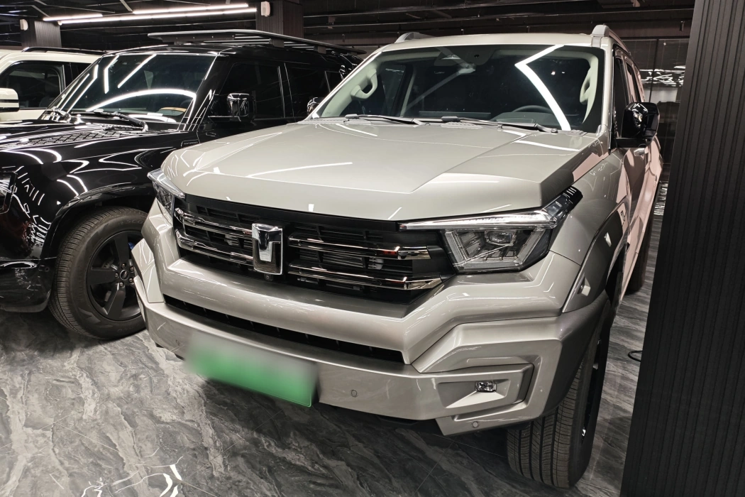 Tank 400 New Energy 2024 Hi4-T off-road version