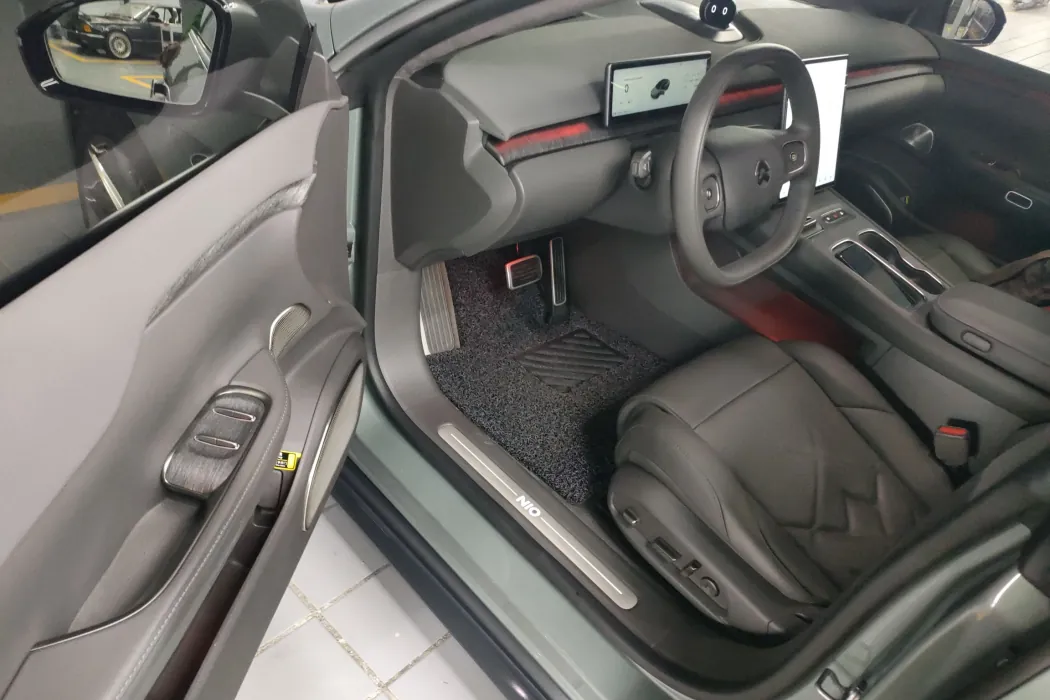 Nio ET7 2022 100kWh first version