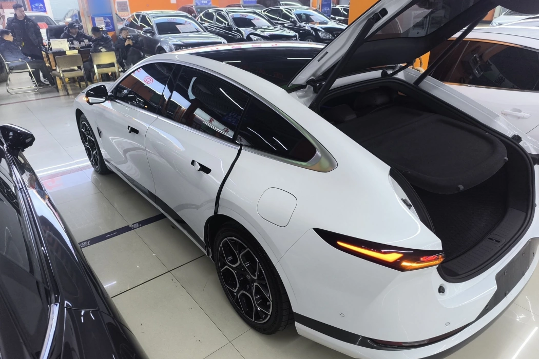 Фото машины