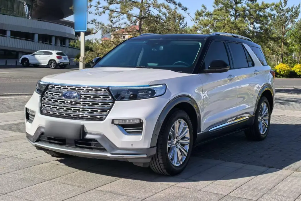Ford Explorer 2020 EcoBoost 285 four-wheel drive titanium version 7-seater