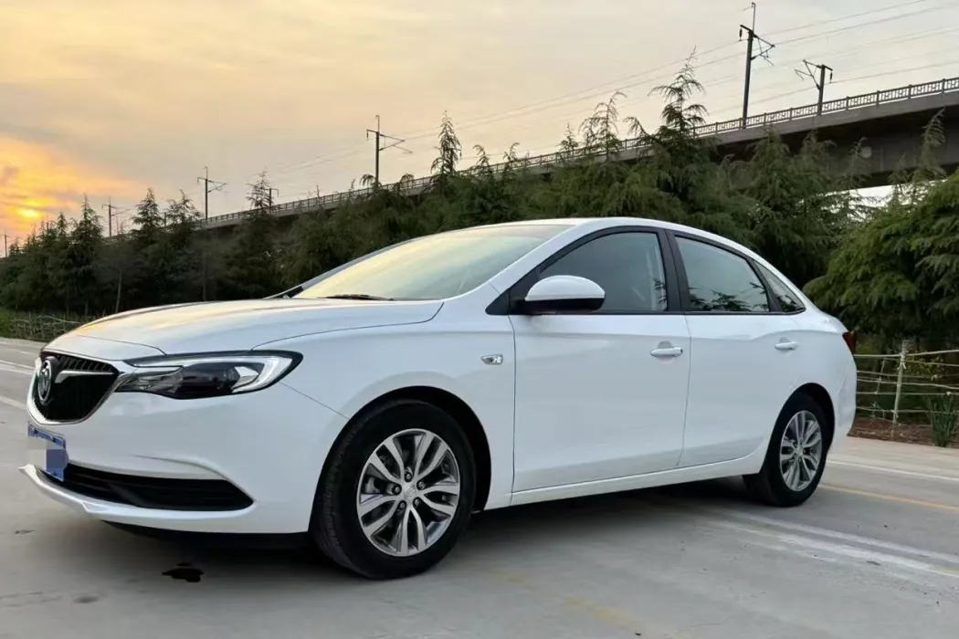 Buick Yinglang 2021 facelift 1.3T automatic light Hybrid Elite type