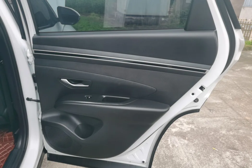 Фото машины 24