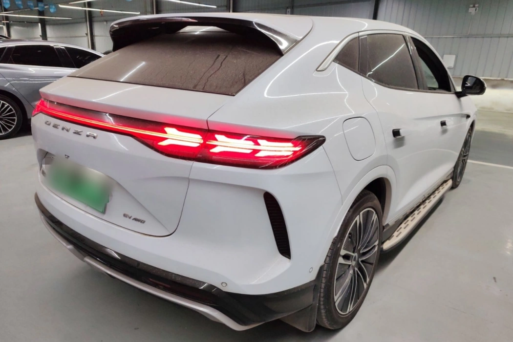 Denza N7 2024 630 four-wheel drive Smart driving Max version