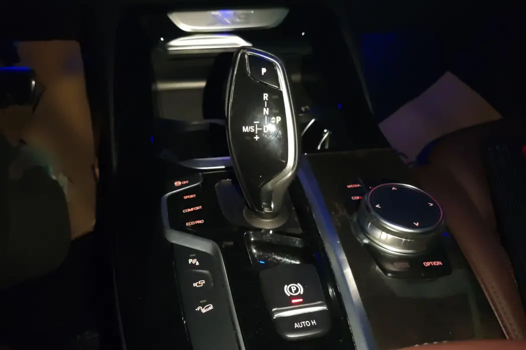 Фото машины 30