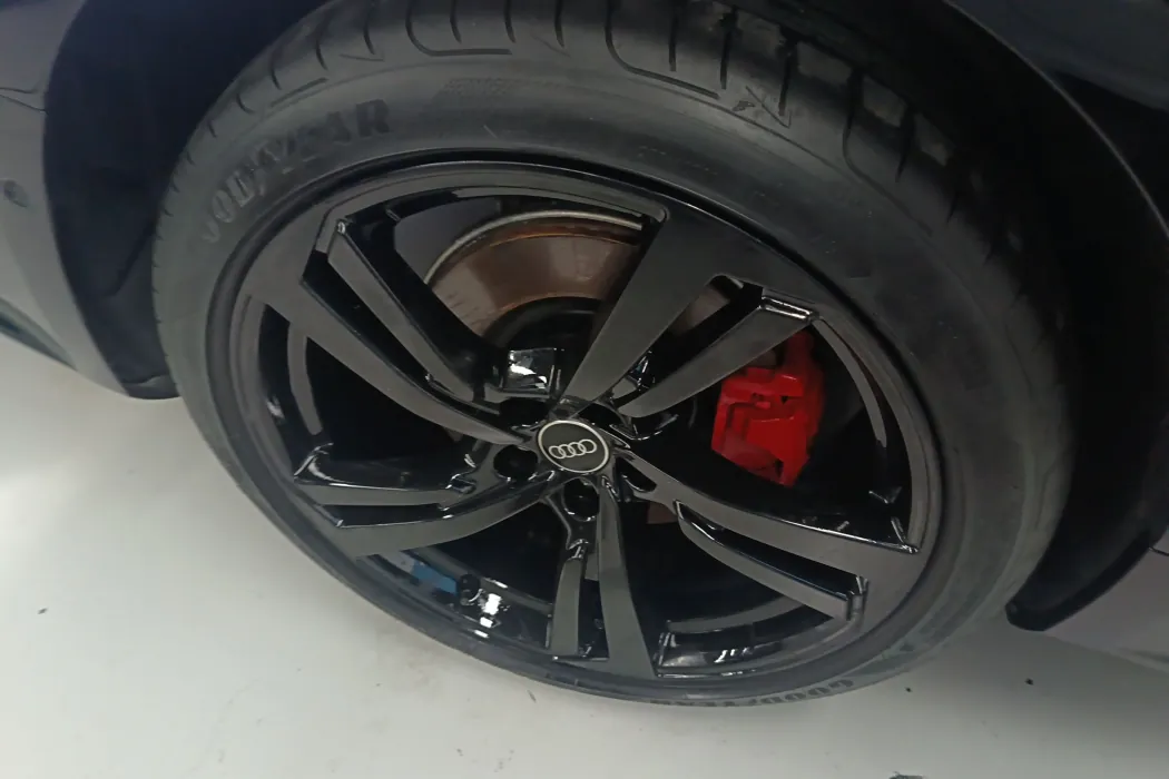 Audi A7L 2022 model 45 TFSI quattro S-line wind knight