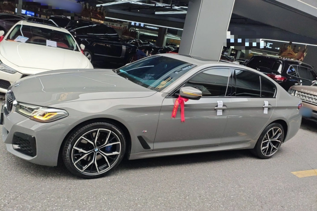 BMW 5 Series (imported) 2022 530i M sports suit
