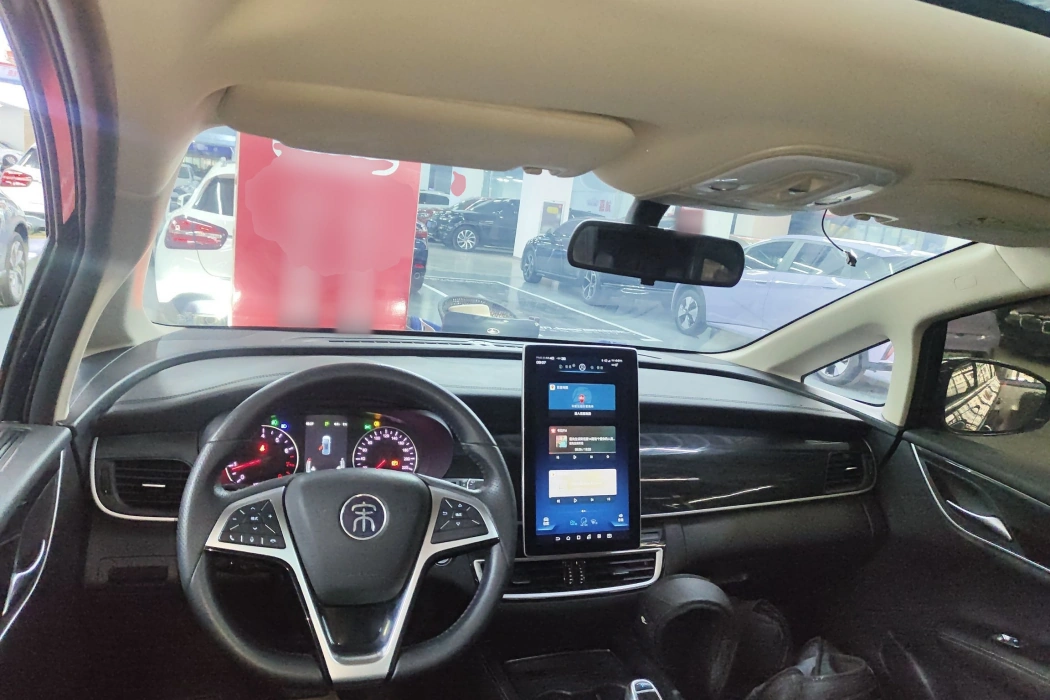 BYD Song MAX 2019 1.5T automatic Zhilian Ruijin 6-seater National V