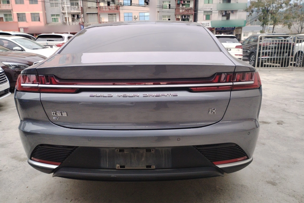 BYD Han 2020 EV ultra-long battery life version luxury