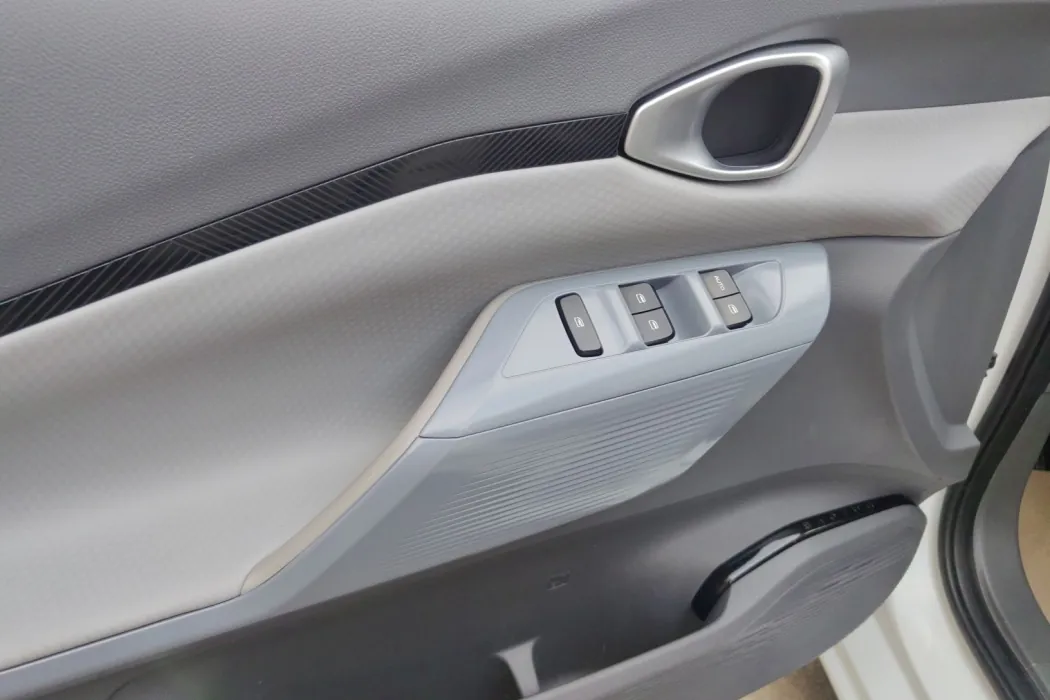 Baojun RC-5 2020 1.5L manual Zhiyao Luxury