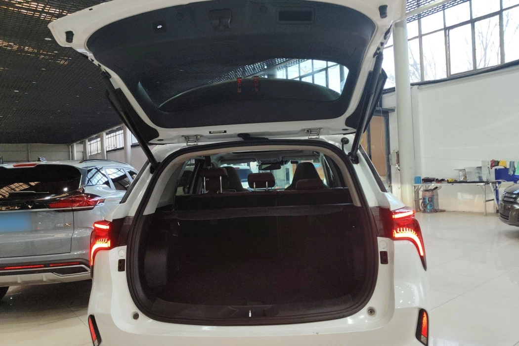 Changan CS75 PLUS 2020 2.0T automatic flagship type