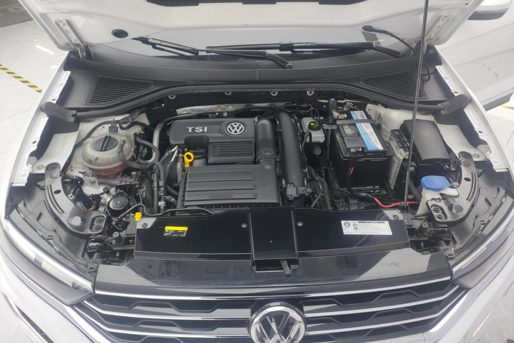 Volkswagen T-ROC Tango 2020 280TSI DSG two-wheel drive comfort type