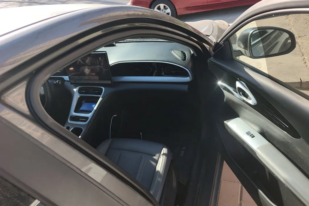 Фото машины 24