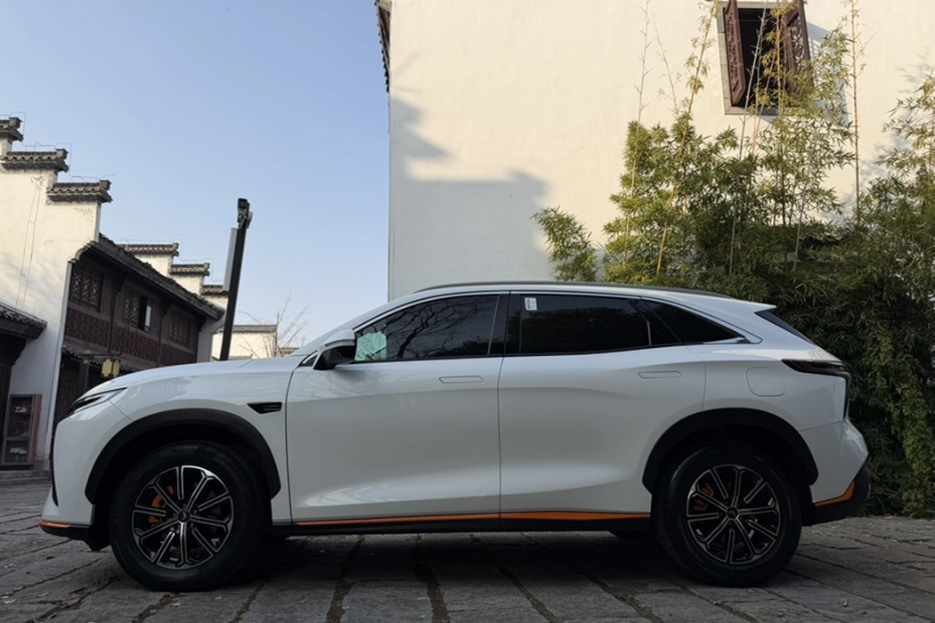 Kaiyi Kunlun 2023 Kunlun 300 Skyrim Edition