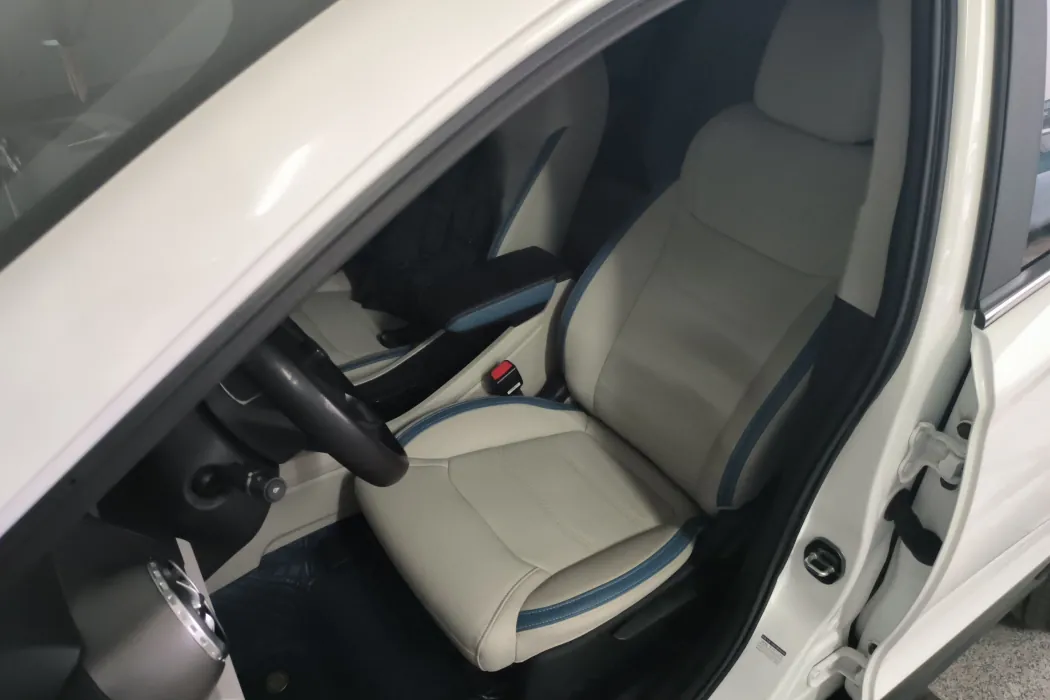 BYD Yuan Pro 2023 401KM Luxury model