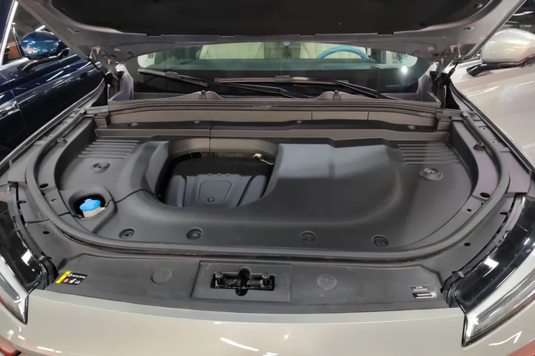 Wei Brand Blue Mountain 2023 four-wheel drive ultra-long battery life version