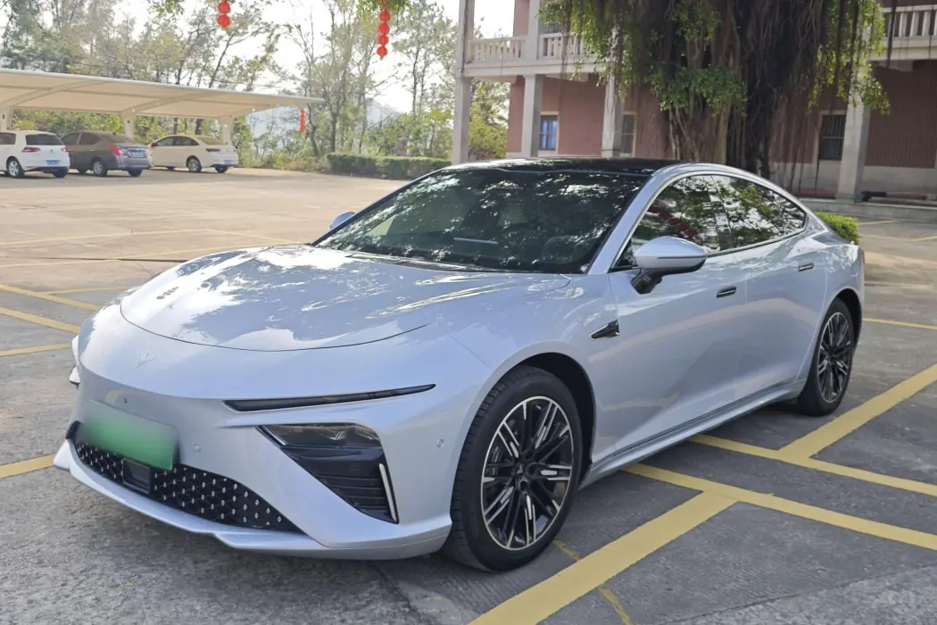 Nezha Automobile Nezha S 2022 Extended Range version 1160km rear Drive Small Version