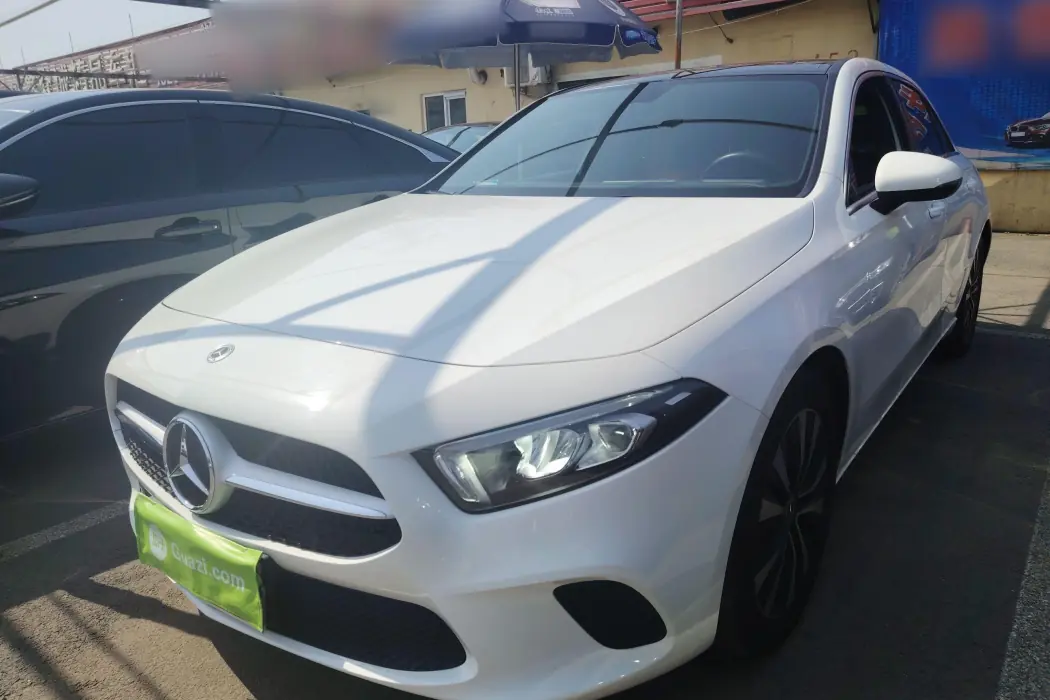 Mercedes-Benz A-Class (Import) 2019 A 200 Dynamic