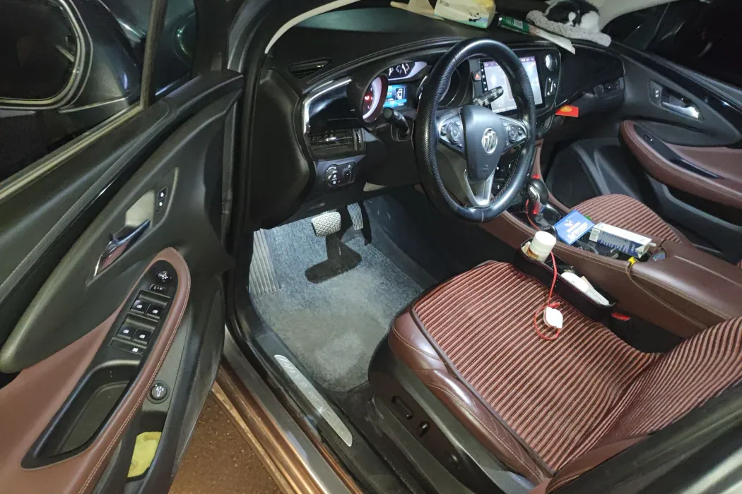 Buick Angkewei 2018 20T two-wheel drive luxury