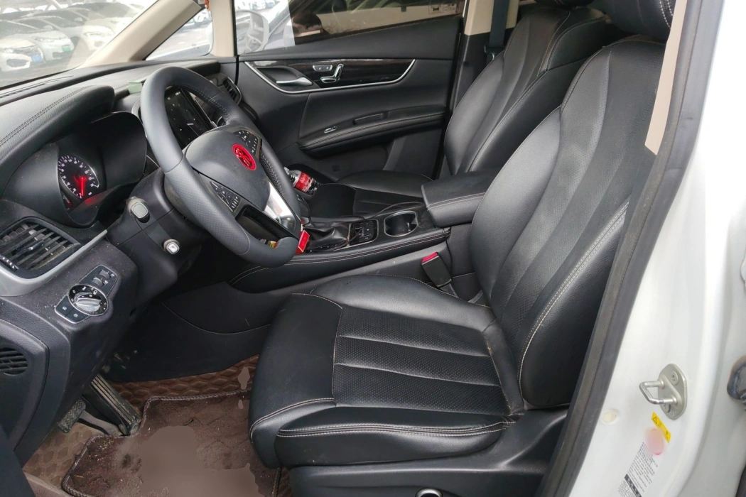 BYD Song MAX 2018 1.5T Automatic Zhilian flagship 6-seater