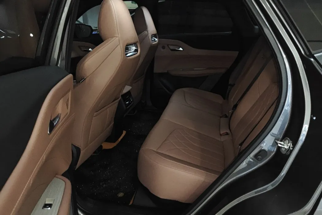 Changan UNI-Z New Energy 2024 Blue Whale Smart iDD 125km Transcendent Type